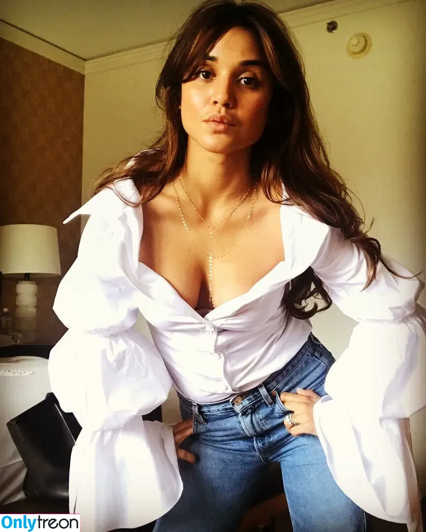 Summer Bishil голая photo #0134 (SummerBishil1 / summerybishil)