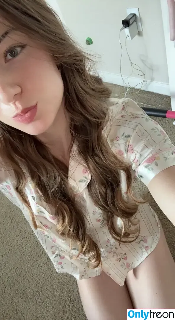 Sunflower ASMR nude photo #0087 (princessasmr / sunflowerVA / sunflowerrasmr)