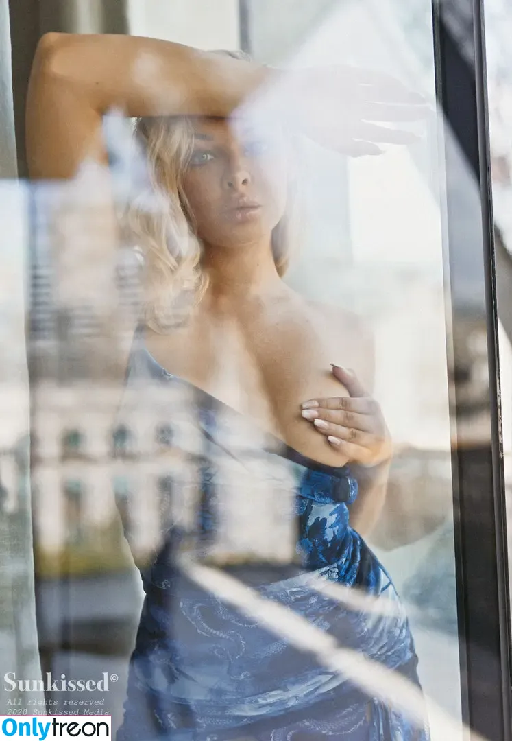 Sunkissedmag голая photo #0171 (Brasileiras / sunkissed)