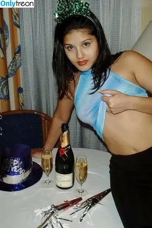 Sunny Leone / SunnyLeone фото голая #0381