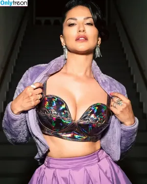 Sunny Leone / SunnyLeone фото голая #0478