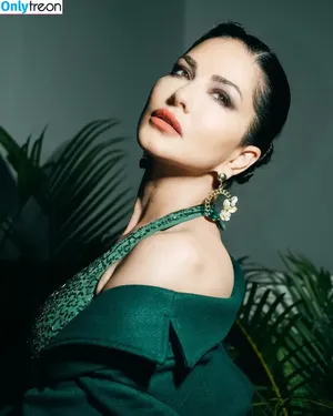 Sunny Leone / SunnyLeone фото голая #0538