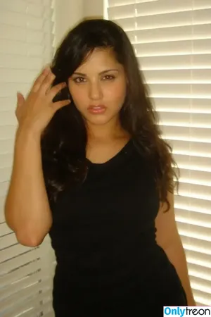 Sunny Leone / SunnyLeone nude photo #0805