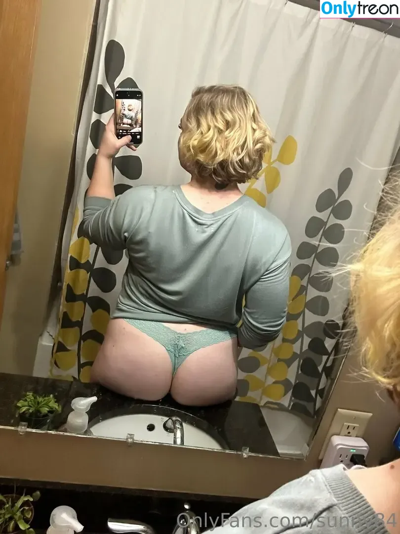 Sunny nude photo #0005 (sunny84 / sunnywithachanc3)