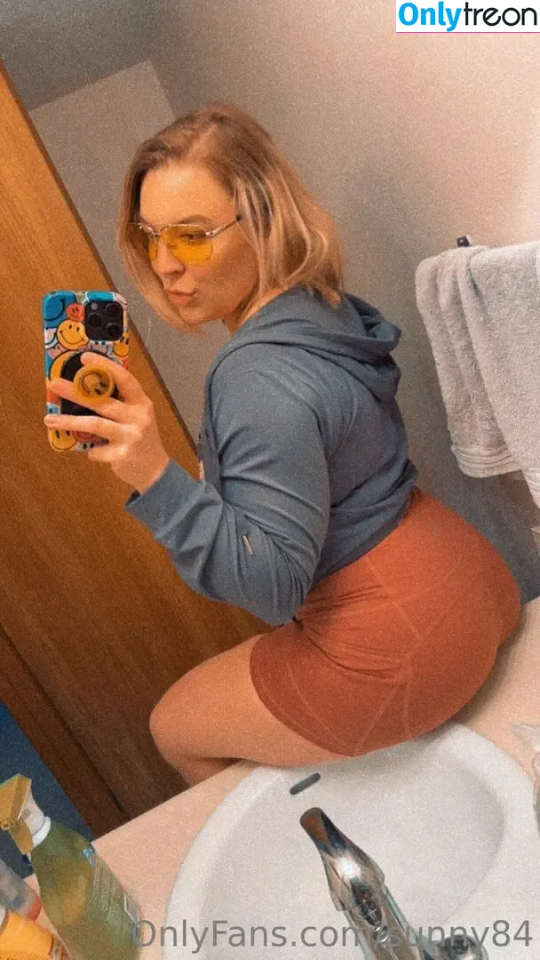 Sunny nude photo #0010 (sunny84 / sunnywithachanc3)