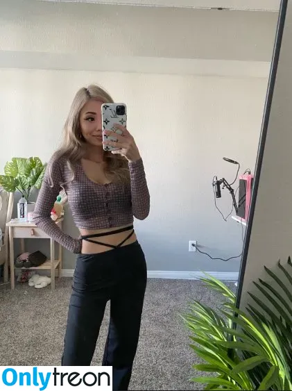 Supcaitlin nude photo #0063 (caitlinstover)