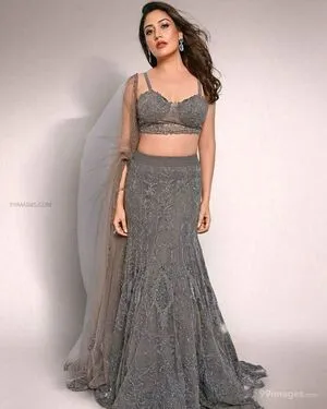 Surbhi Chandna / officialsurbhic фото голая #0106