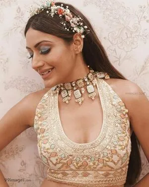 Surbhi Chandna / officialsurbhic фото голая #0329