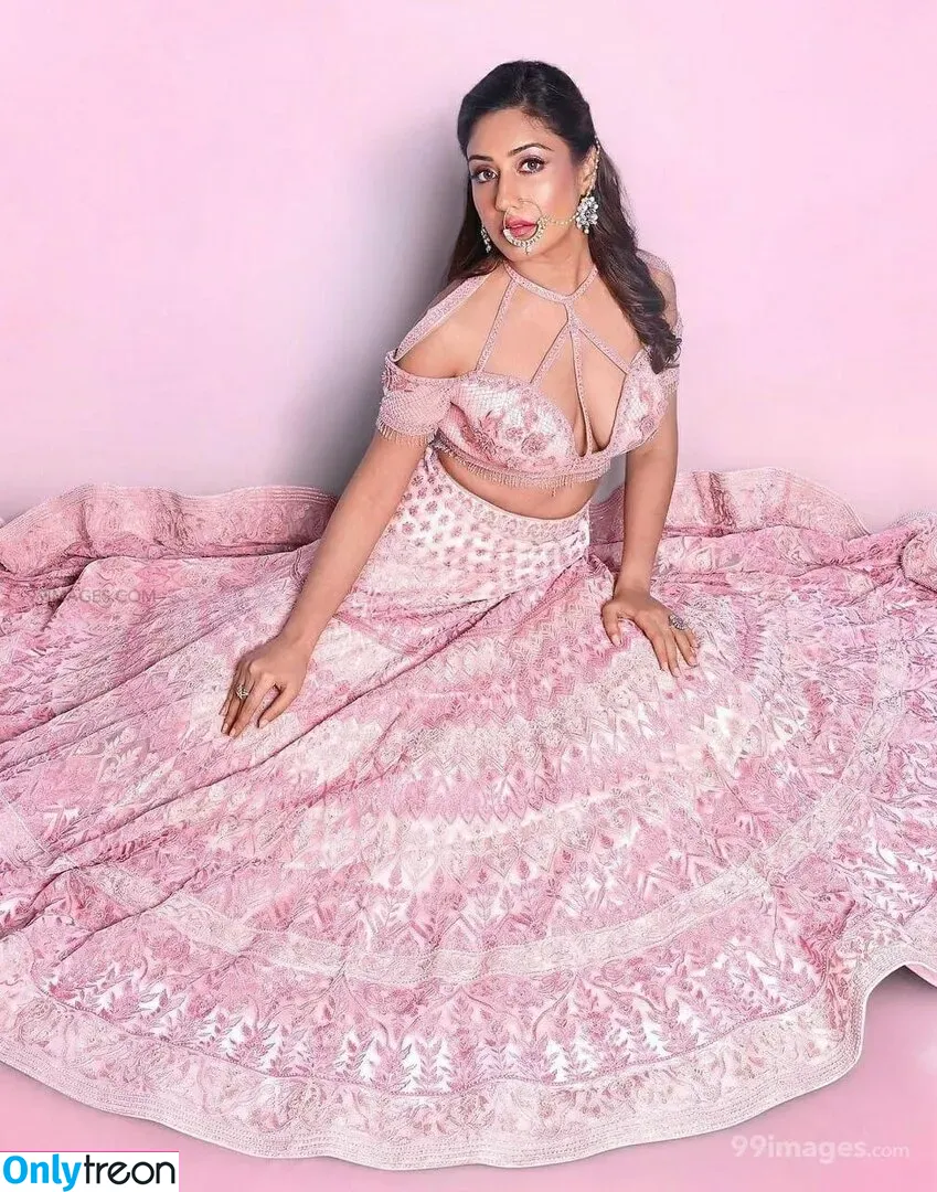 Surbhi Chandna голая photo #0093 (officialsurbhic)