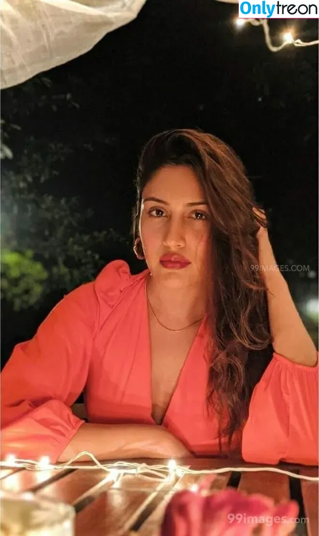 Surbhi Chandna голая photo #0104 (officialsurbhic)