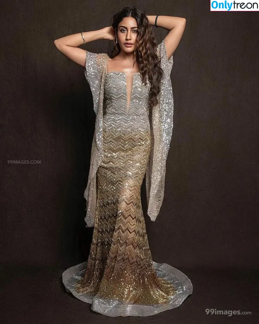 Surbhi Chandna голая photo #0107 (officialsurbhic)
