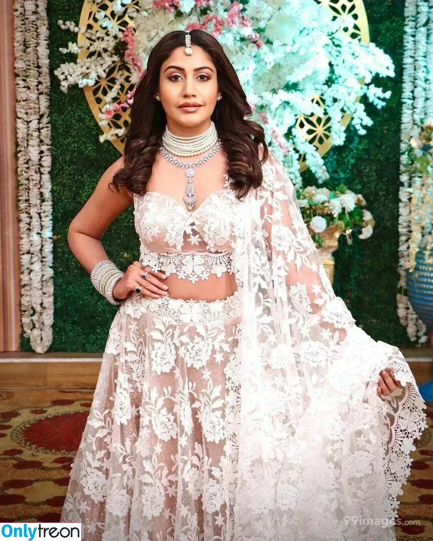 Surbhi Chandna голая photo #0151 (officialsurbhic)