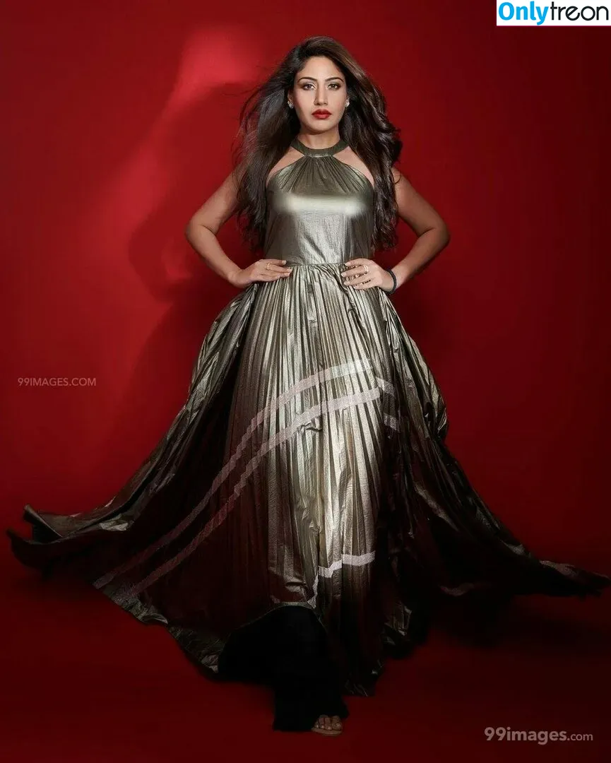 Surbhi Chandna голая photo #0154 (officialsurbhic)