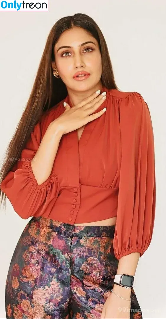 Surbhi Chandna nude photo #0157 (officialsurbhic)
