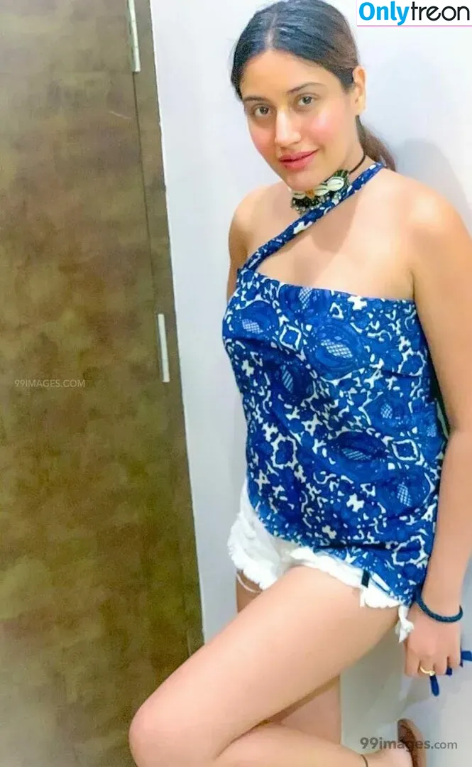 Surbhi Chandna голая photo #0165 (officialsurbhic)