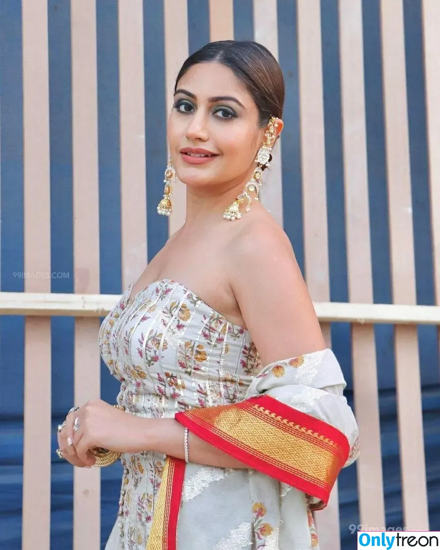 Surbhi Chandna nude photo #0181 (officialsurbhic)