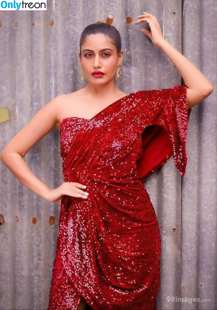 Surbhi Chandna nude photo #0186 (officialsurbhic)