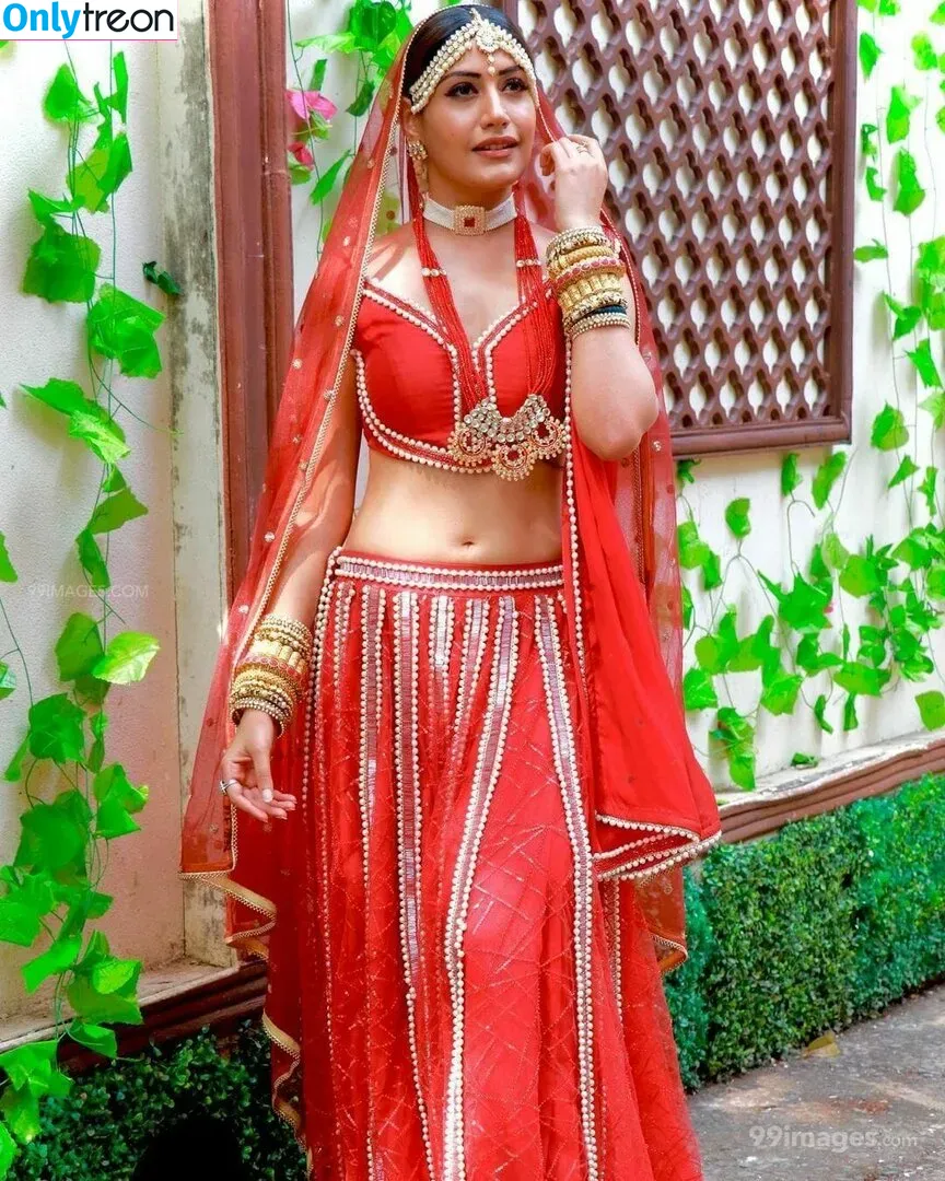 Surbhi Chandna голая photo #0203 (officialsurbhic)