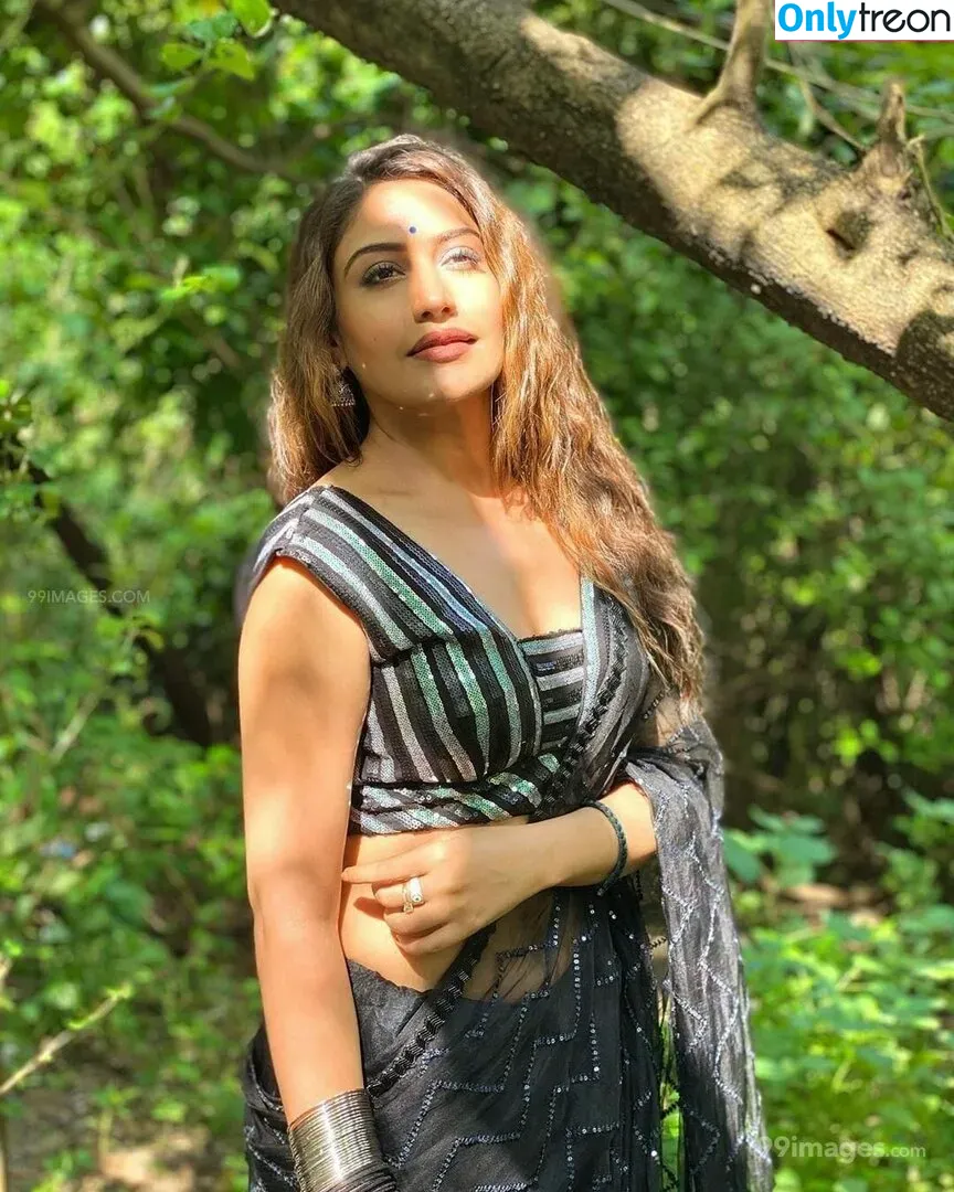 Surbhi Chandna голая photo #0206 (officialsurbhic)