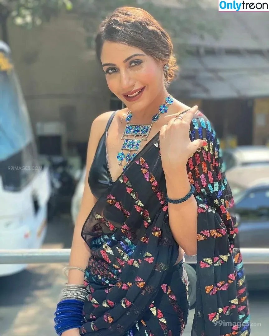 Surbhi Chandna nude photo #0210 (officialsurbhic)