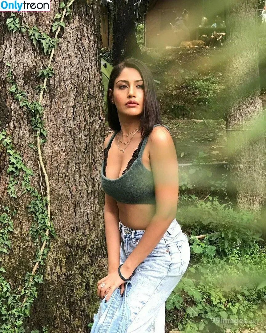 Surbhi Chandna nude photo #0231 (officialsurbhic)