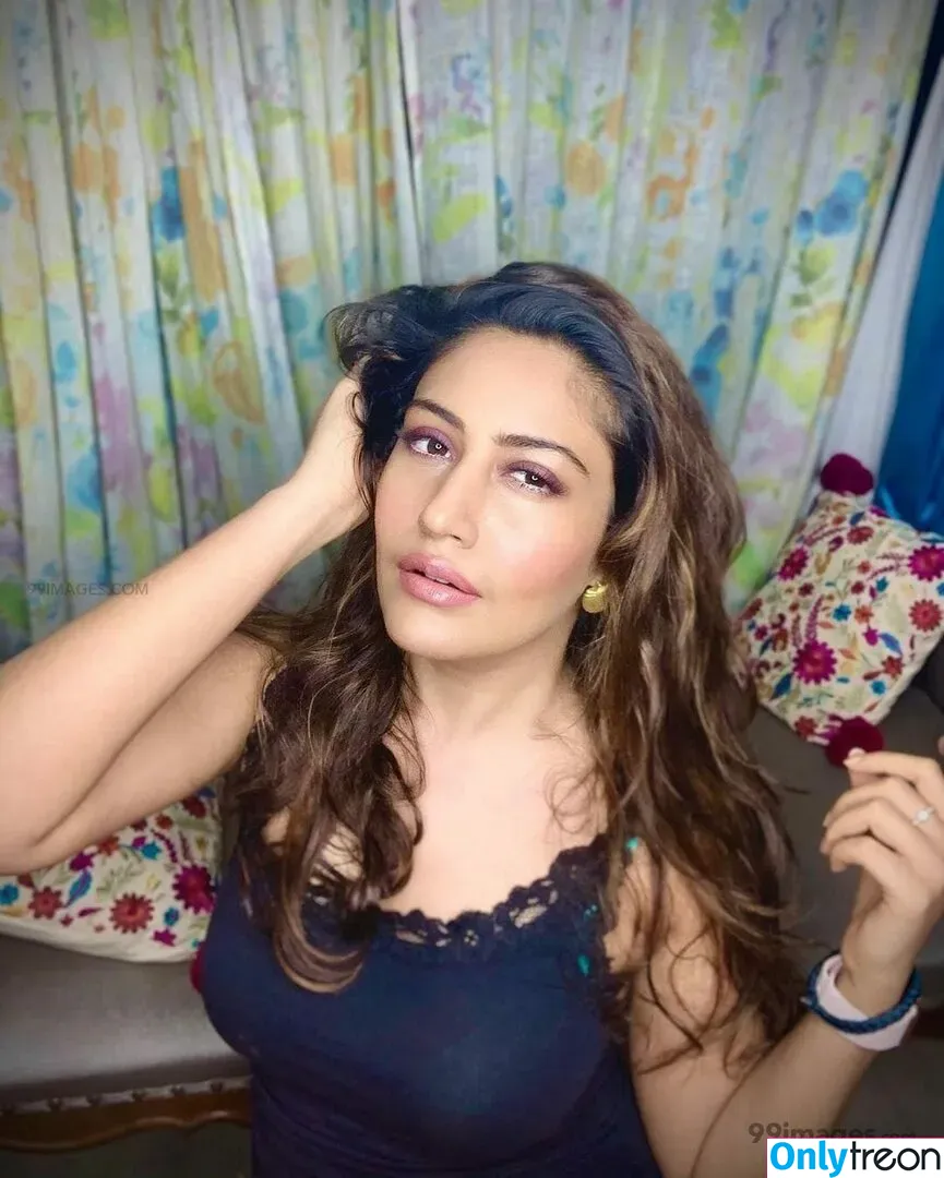 Surbhi Chandna голая photo #0252 (officialsurbhic)