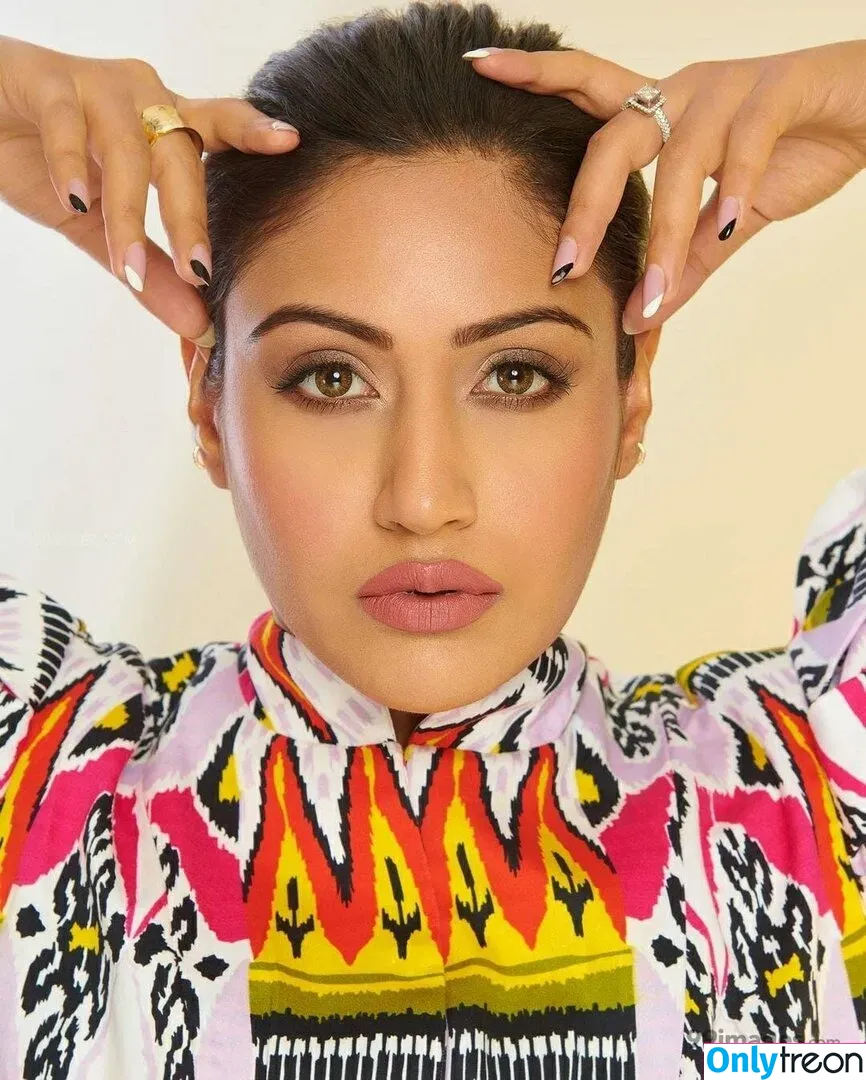 Surbhi Chandna голая photo #0256 (officialsurbhic)