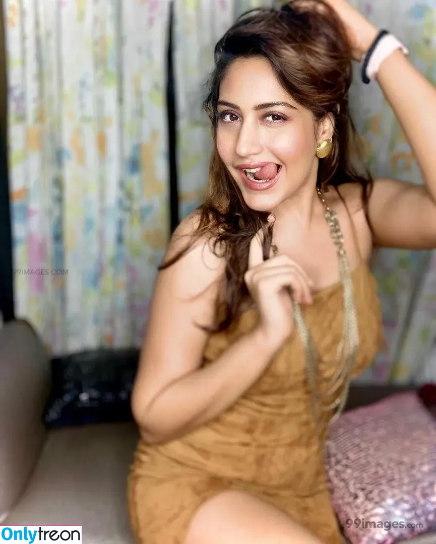 Surbhi Chandna голая photo #0267 (officialsurbhic)