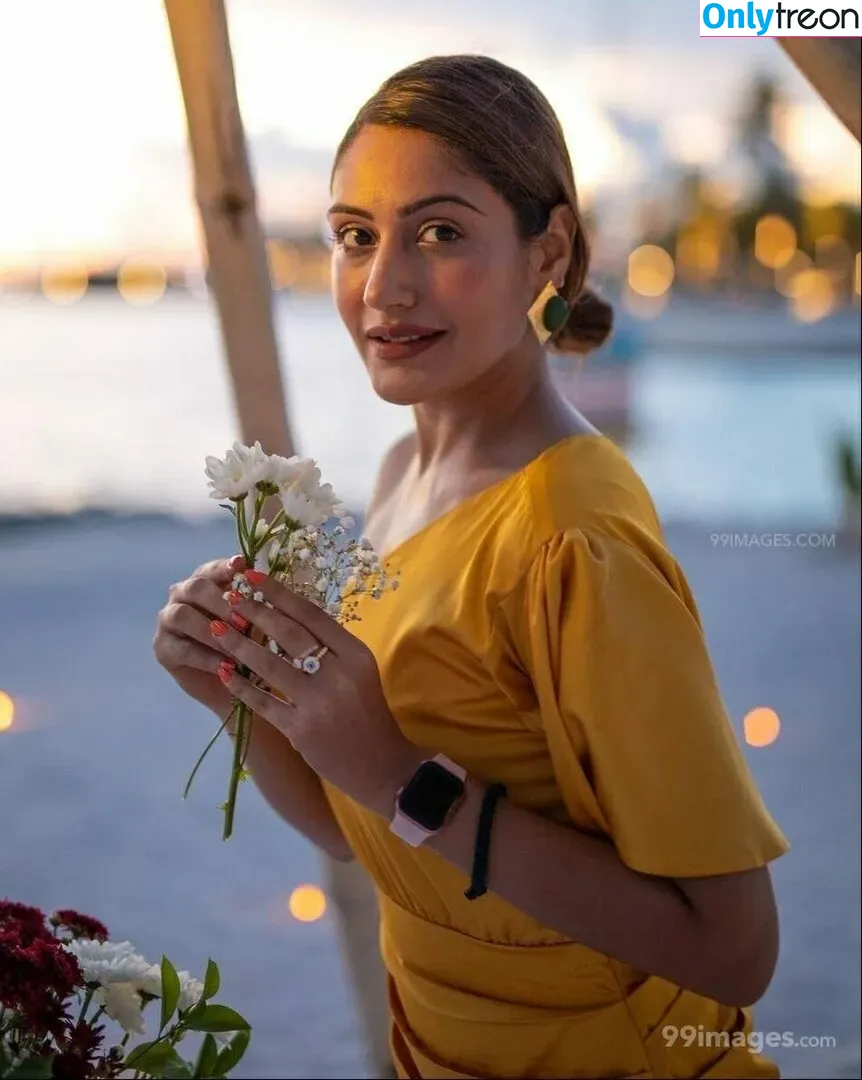 Surbhi Chandna голая photo #0273 (officialsurbhic)