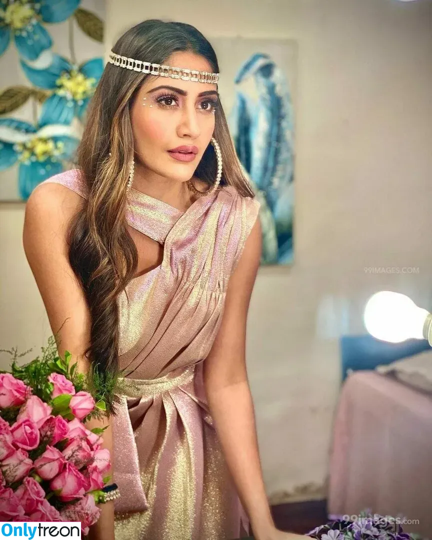 Surbhi Chandna голая photo #0290 (officialsurbhic)