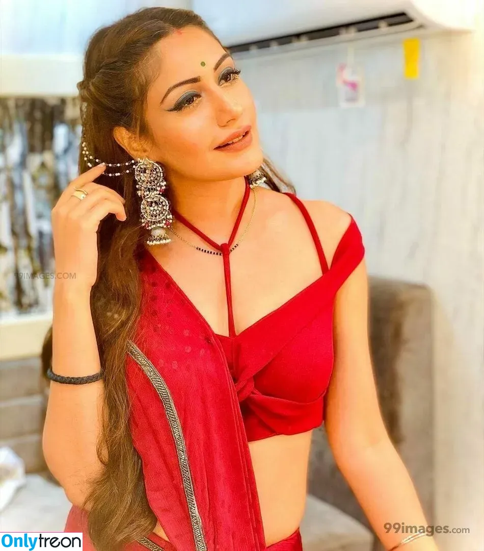 Surbhi Chandna nude photo #0305 (officialsurbhic)