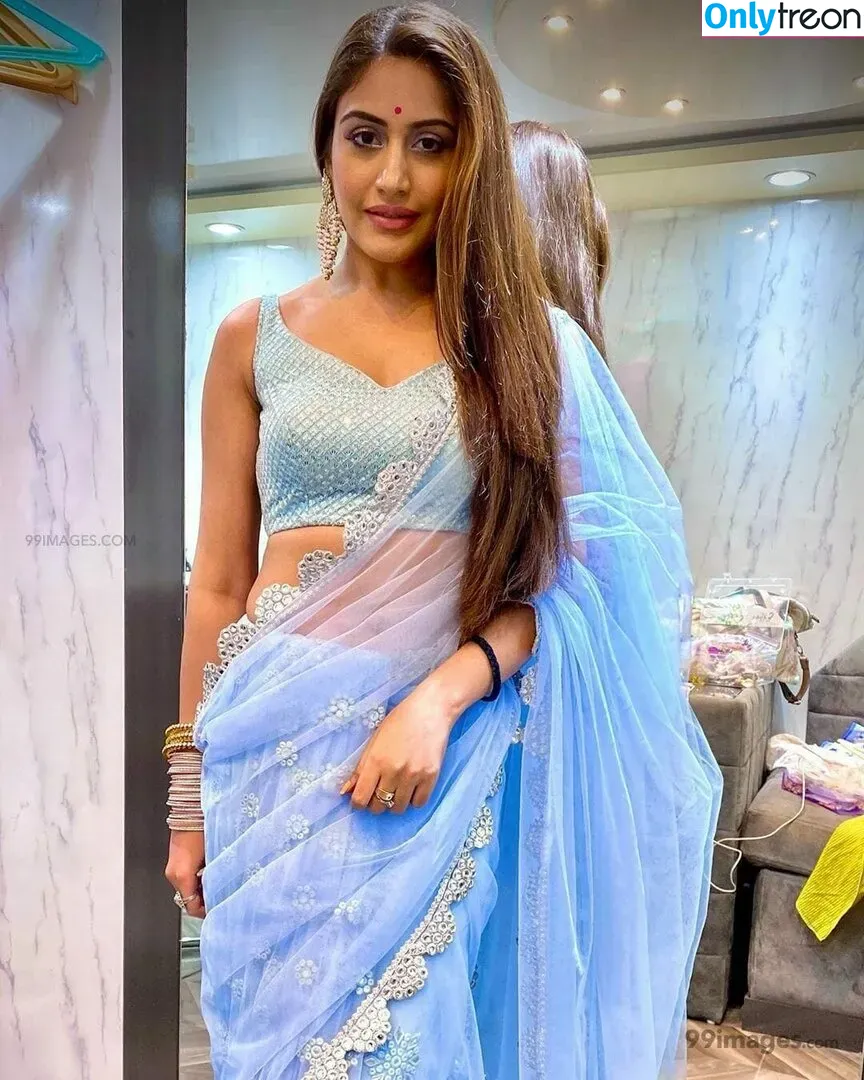 Surbhi Chandna голая photo #0378 (officialsurbhic)