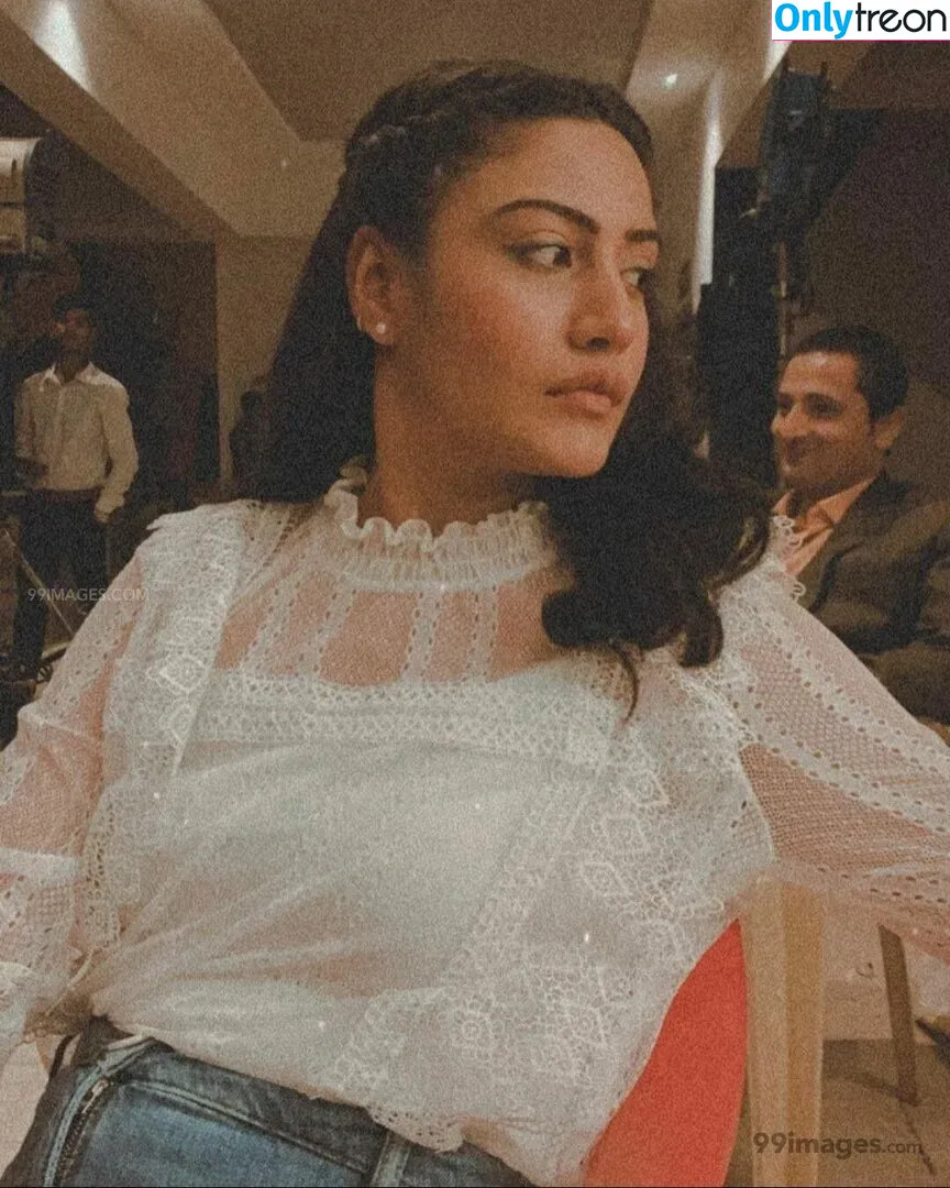 Surbhi Chandna голая photo #0405 (officialsurbhic)