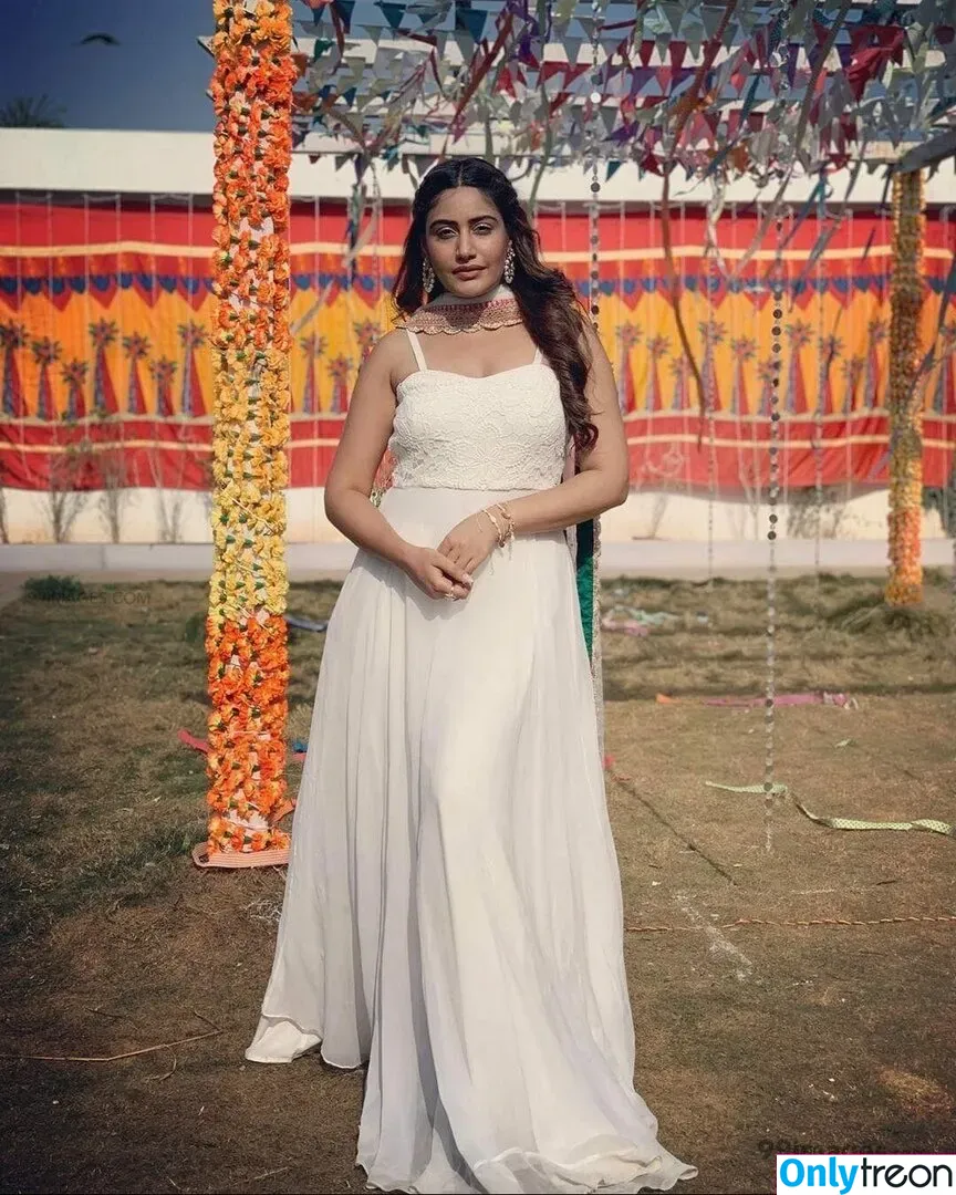 Surbhi Chandna голая photo #0435 (officialsurbhic)