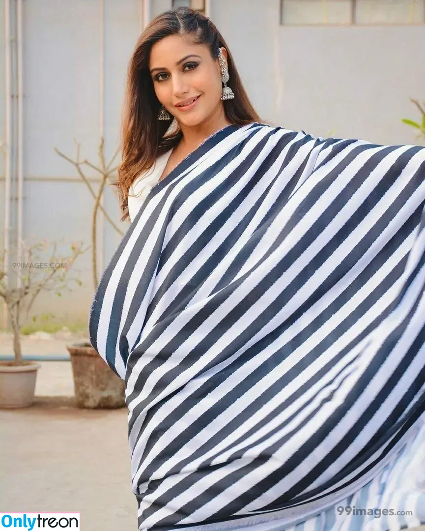 Surbhi Chandna голая photo #0440 (officialsurbhic)