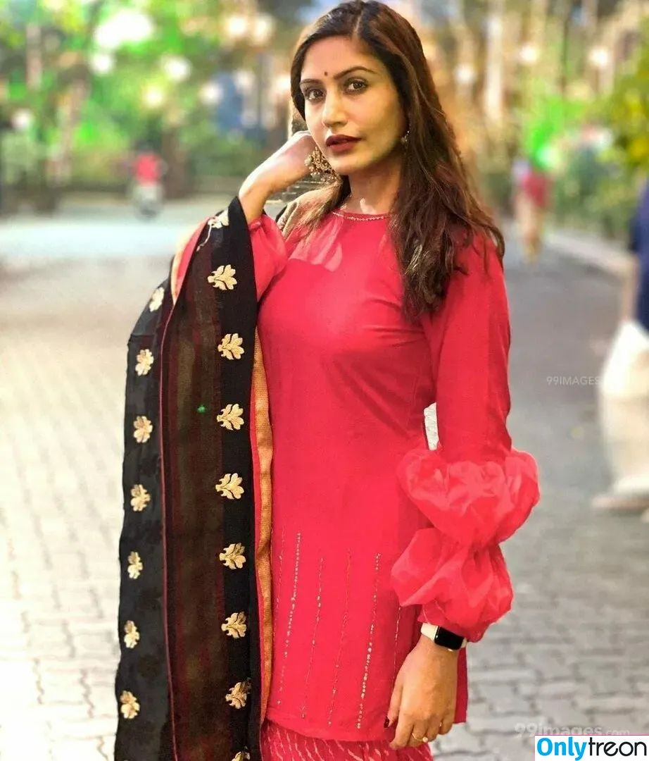Surbhi Chandna голая photo #0449 (officialsurbhic)