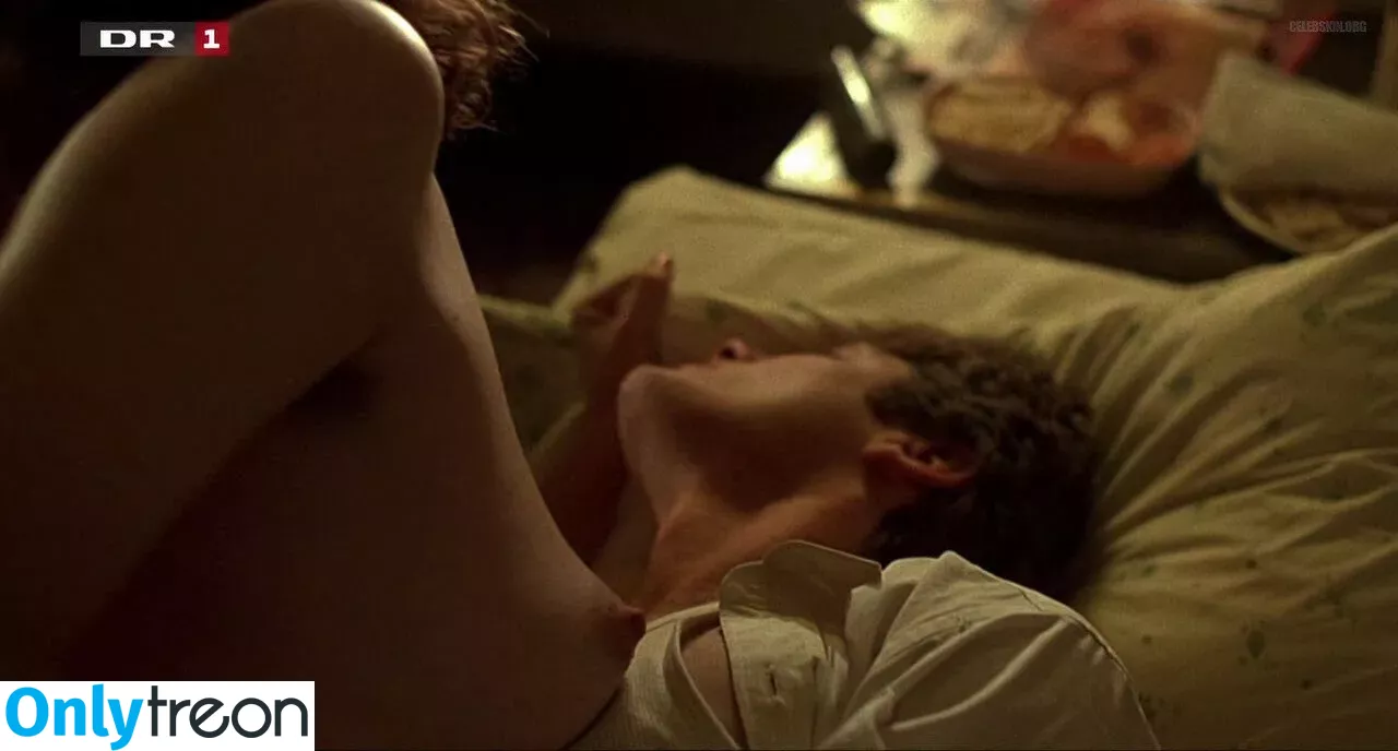 Susan Sarandon nude photo #0134 (susansarandon)