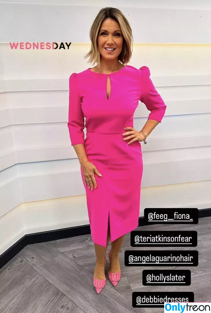 Susanna Reid голая photo #0245 (susannareid100)