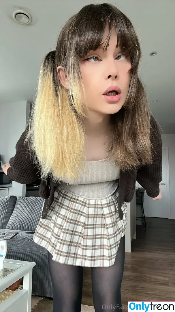 SusElida nude photo #0074 (itsellysaurus)