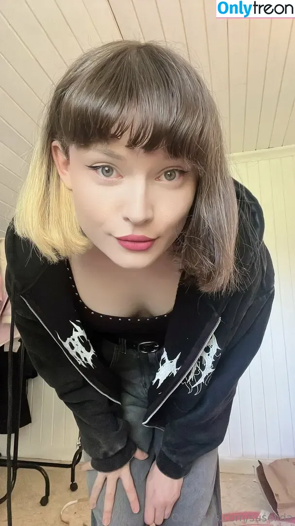 SusElida nude photo #0097 (itsellysaurus)