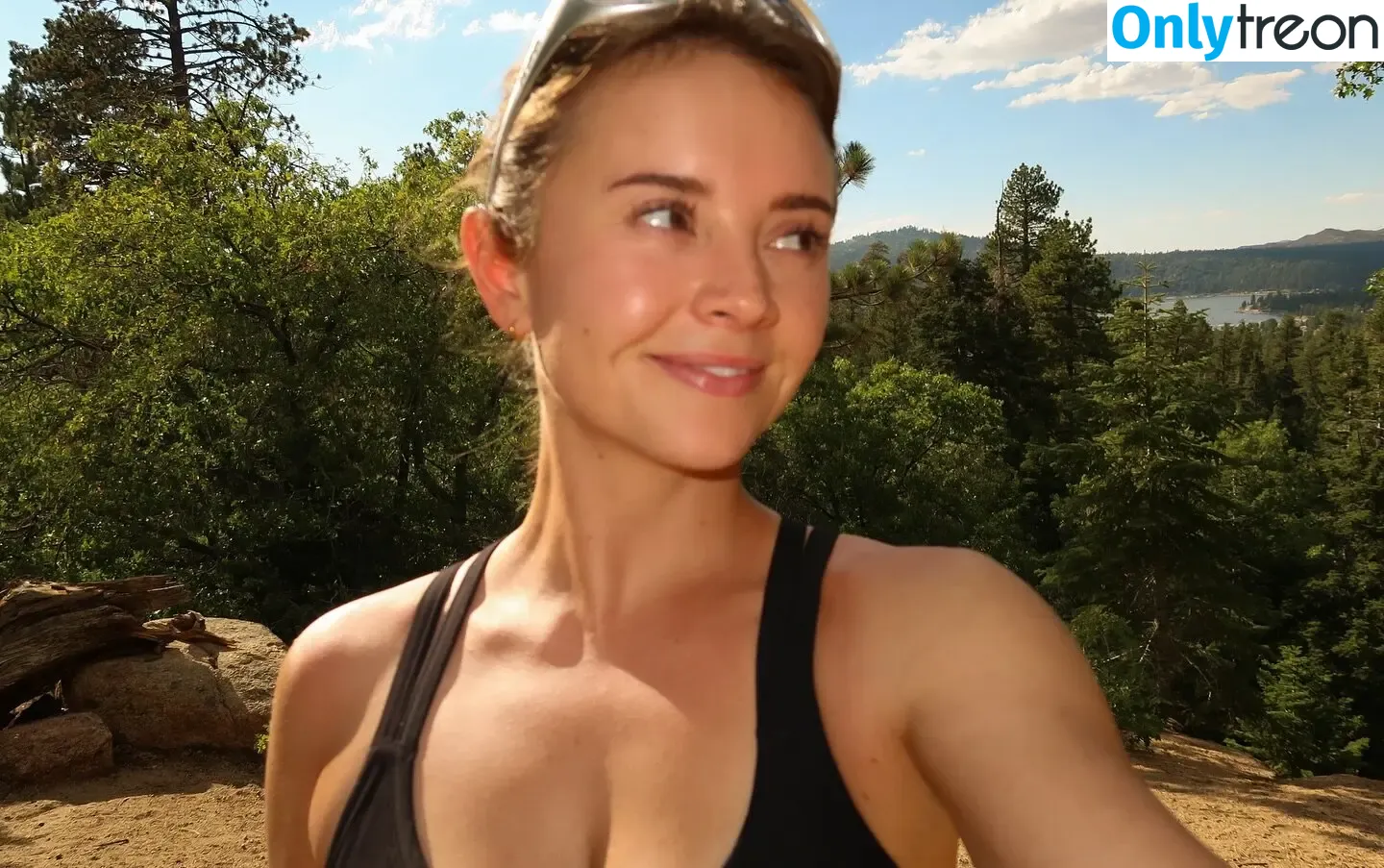 Susividal nude photo #0077 (Susividal)