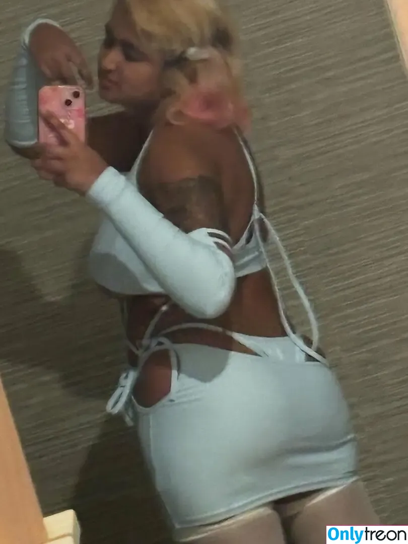 suuberrymxlk nude photo #0121 (suuberrymxlk)