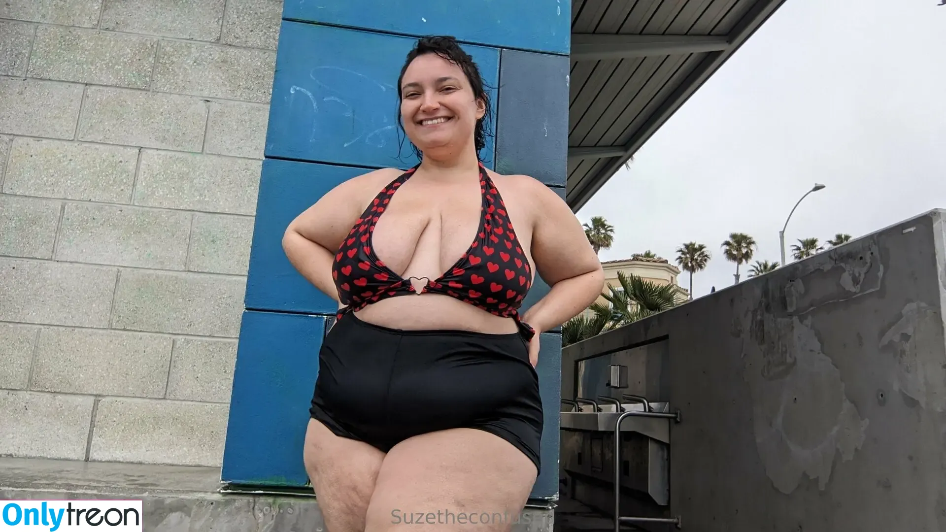 suzetheconfused nude photo #0015 (suzetheconfused)
