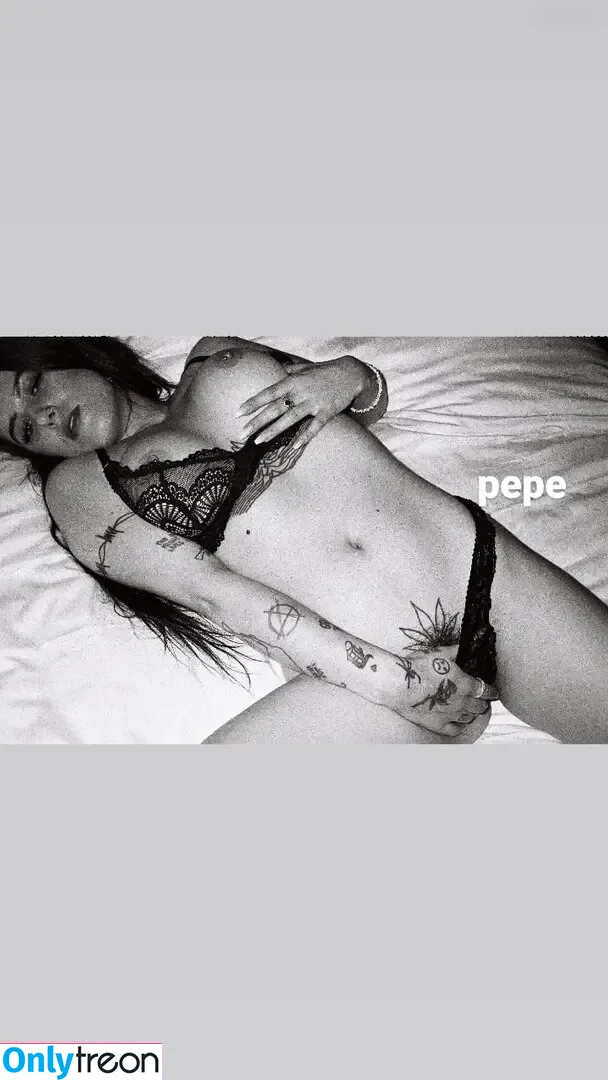 Suzie Grime nude photo #0008 (suziegrime)