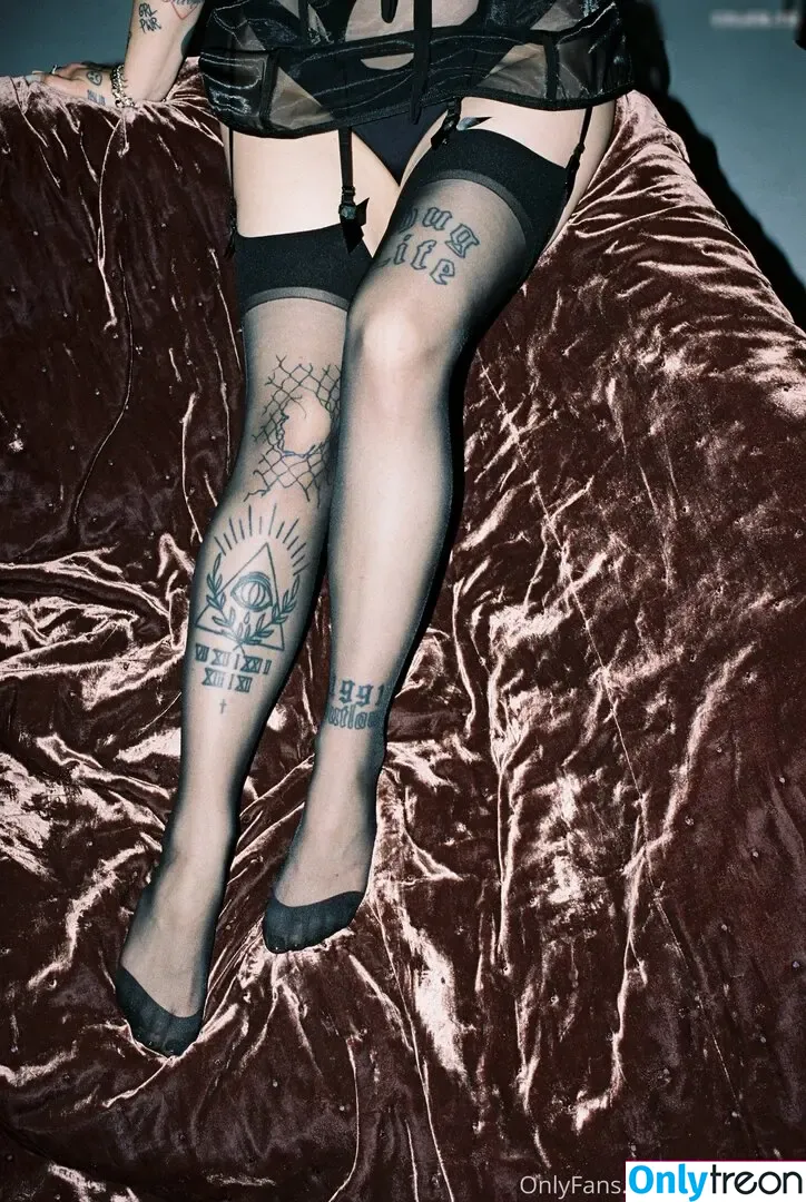 Suzie Grime голая photo #0092 (suziegrime)