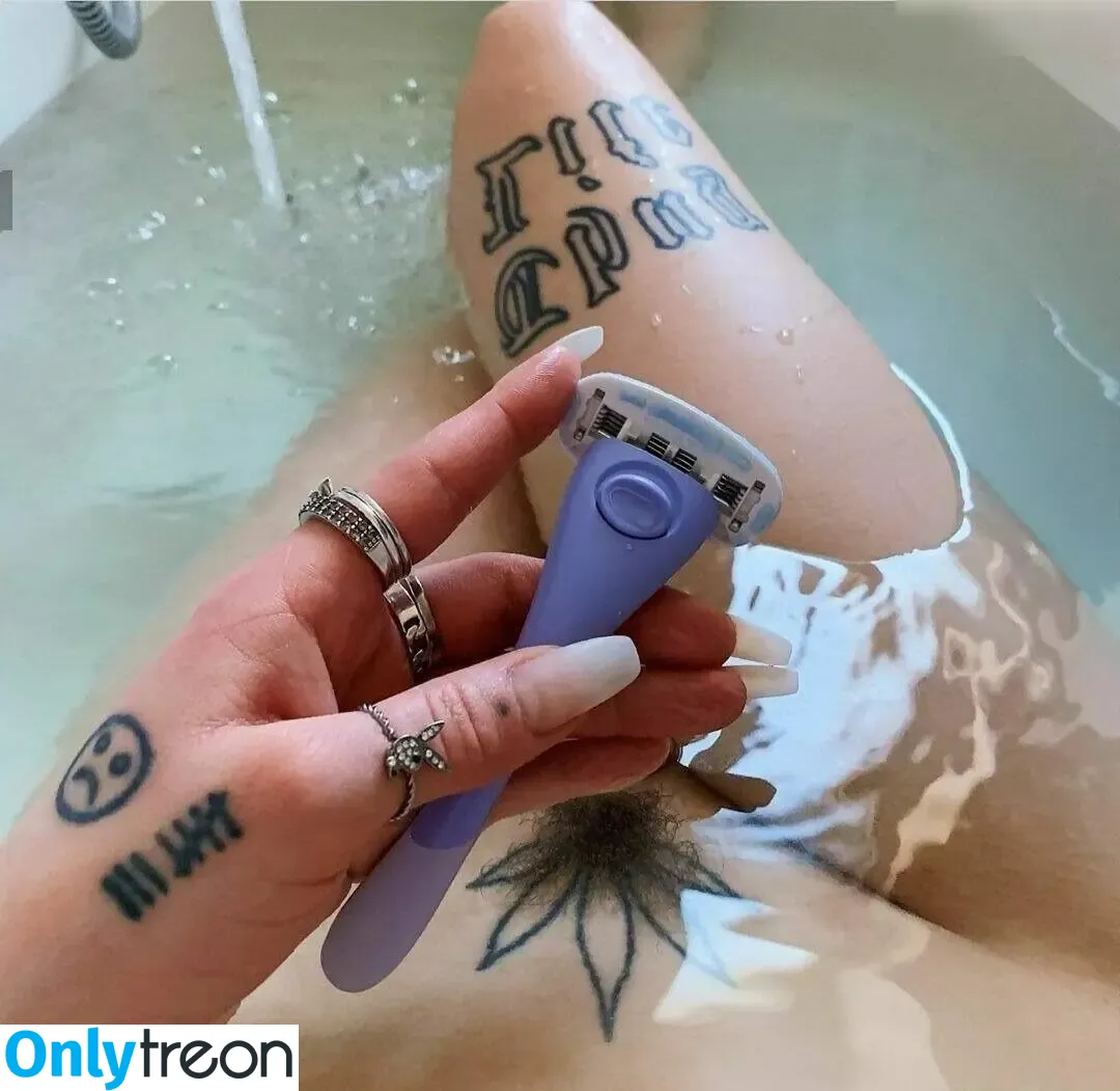 Suzie Grime голая photo #0107 (suziegrime)