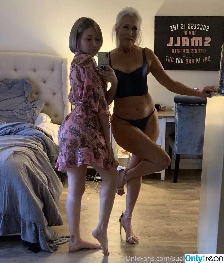 suzieandhannah голая photo #0004 (suzieandhannah)