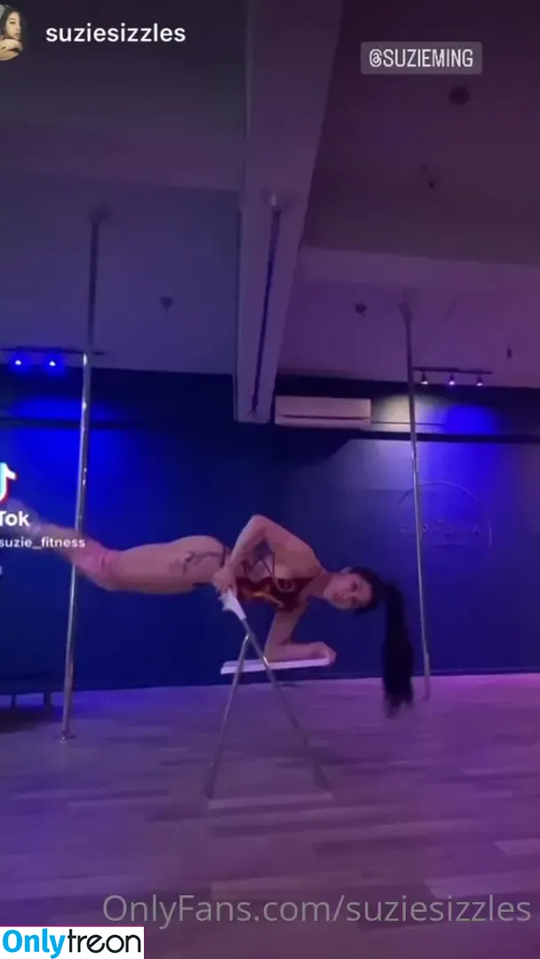suziesizzles голая photo #0016 (suziesizzle)