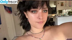 Svddenkvnt / tikileeki nude photo #0001