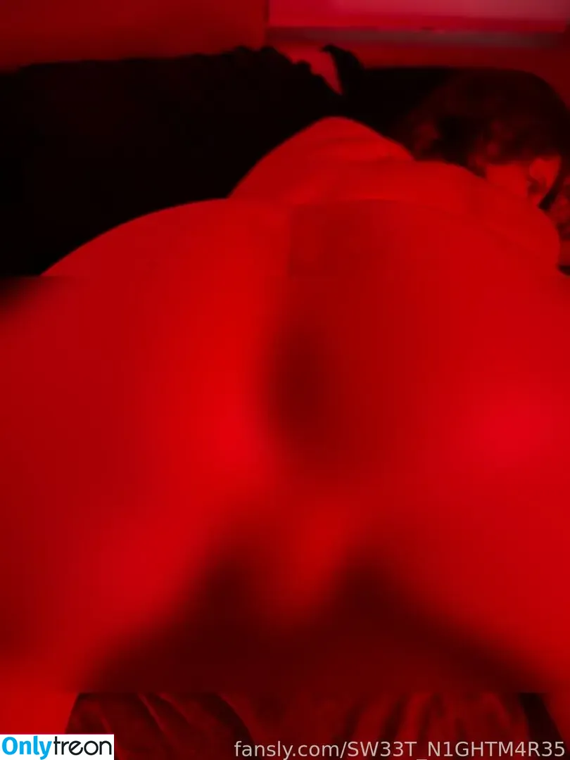 SW33T_N1GHTM4R35 nude photo #0010 (SW33T_N1GHTM4R35)